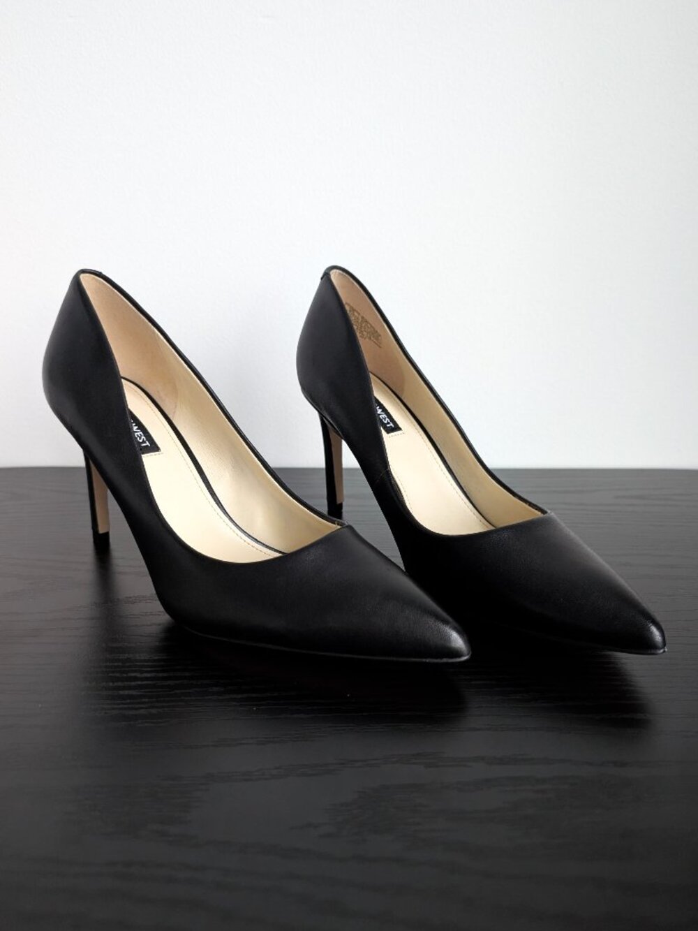 NWT NINE WEST Ezra Black Leather Pointed Toe Pumps | Size 9.5